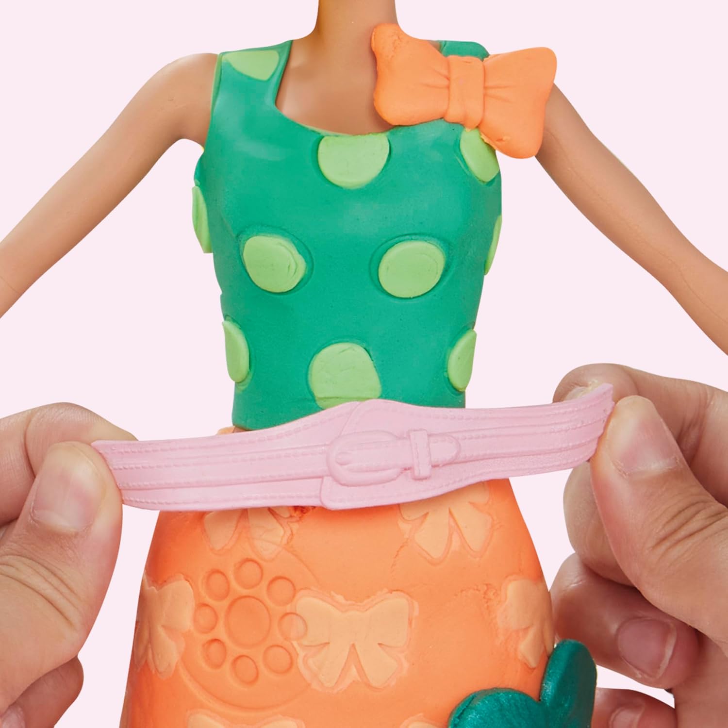 Play-Doh Barbie Pearls and Bows toy accessory pack by Hasbro featuring colorful Play-Doh pearls and bows for creative play.